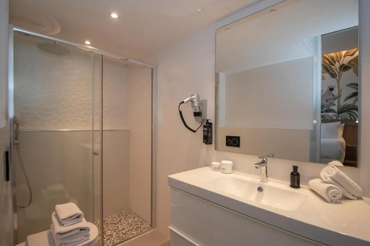 ibis Styles Beaulieu sur Mer Hotel
