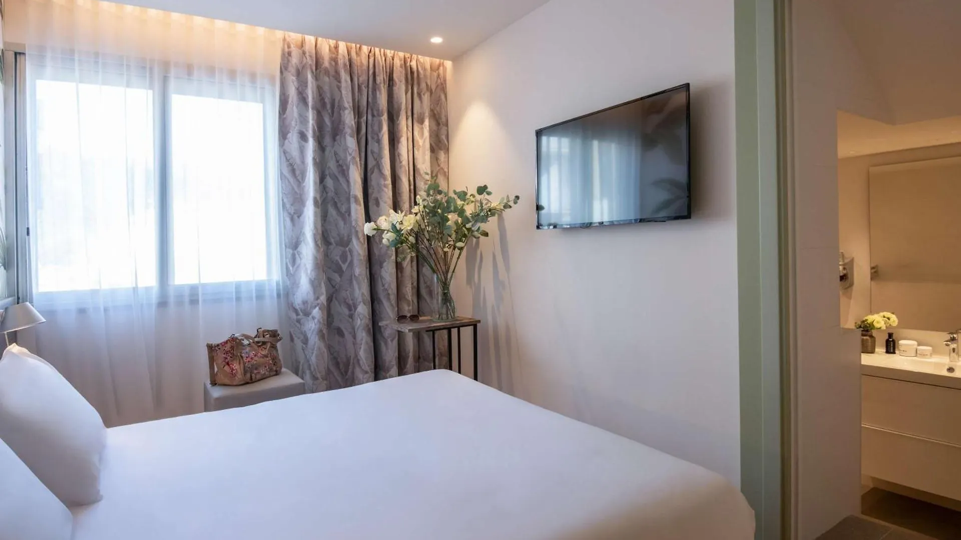 Ibis Styles Beaulieu Sur Mer France